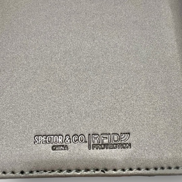 Delta Air Lines Official Passport Travel Holder Toscano Grey Vegan Leather New - Picture 3 of 14